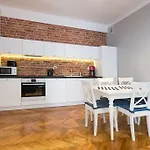 Daire Florianska Deluxe With Air Condition *