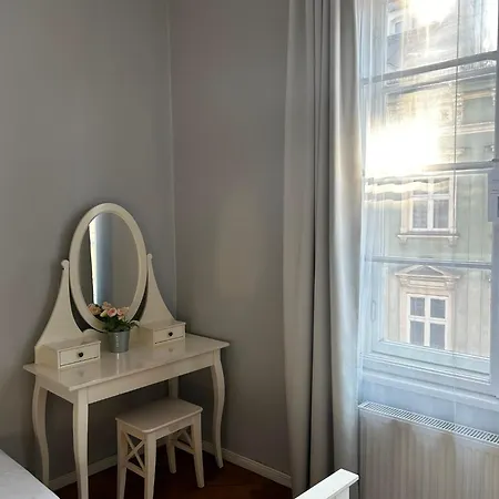Florianska Deluxe With Air Condition *
