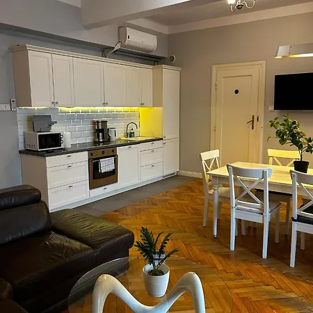 Apartment Florianska Deluxe With Air Condition