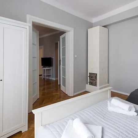 Florianska Deluxe With Air Condition