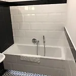 Florianska Deluxe With Air Condition Апартаменты *